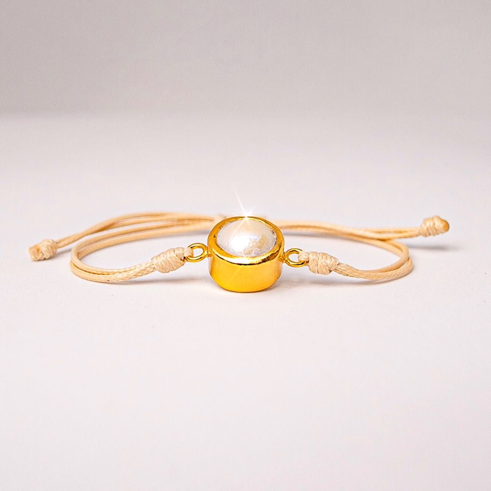 Gold Mother of Pearl Beige Bracelet
